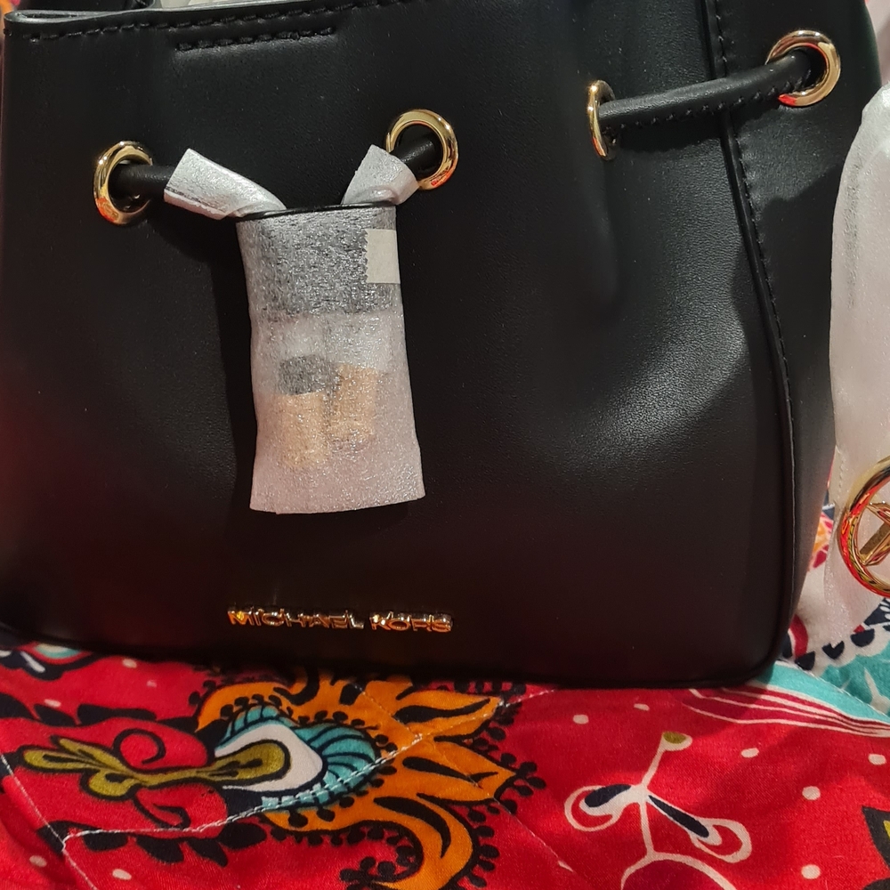 Michael Kors Black and Gold Shoulder Bag